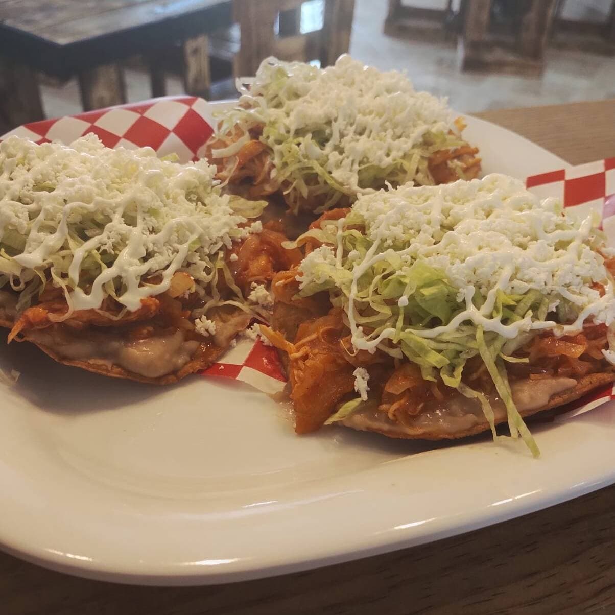 Orden Tostadas de Tinga