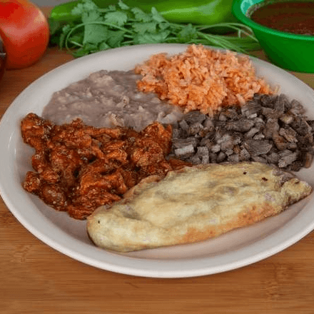 Plato con Guisado