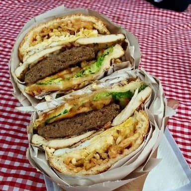 Hamburguesa de Mixta + Papas