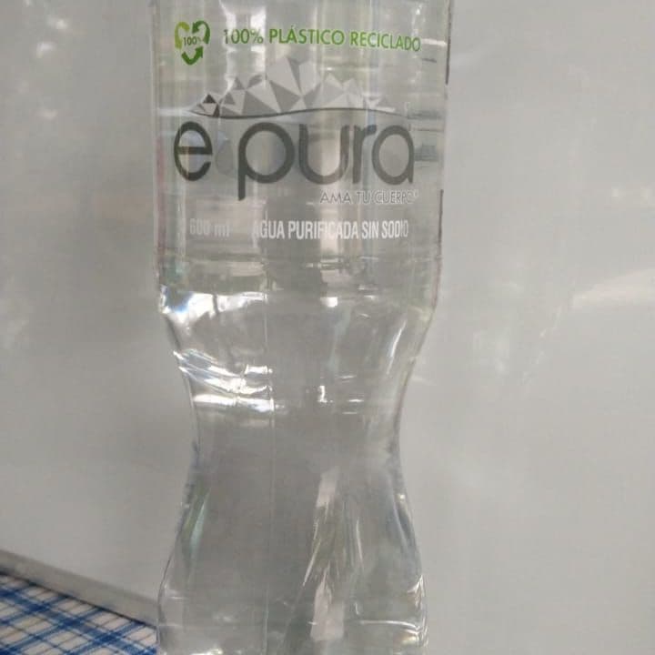 Botella agua 500 ml