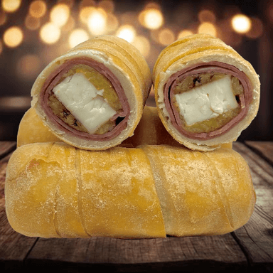 "Tequeyoyo" con Plátano, Queso y Jamón