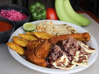 Plato Típico Hondureño.