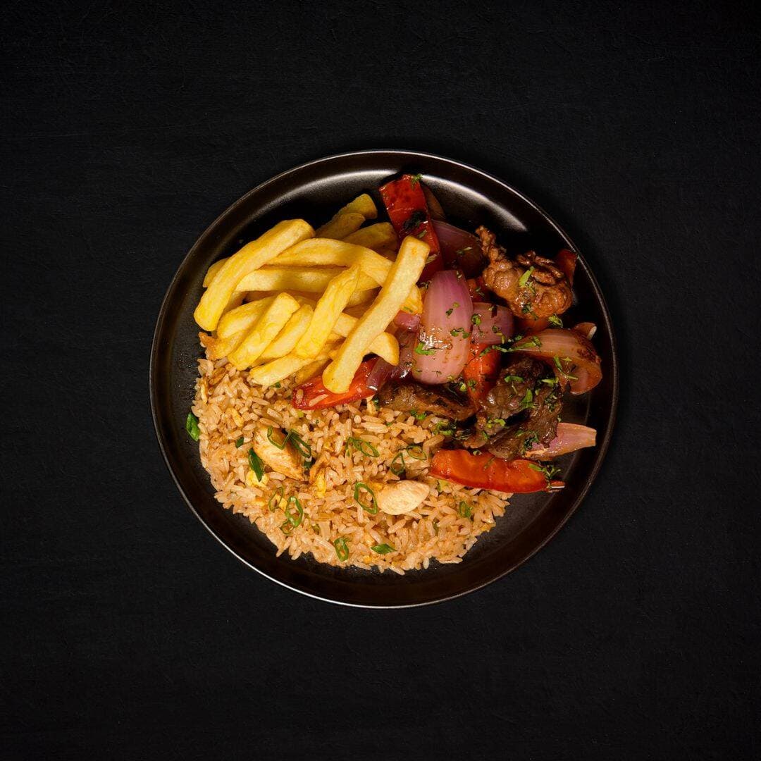 Lomo Chaufa y Papitas