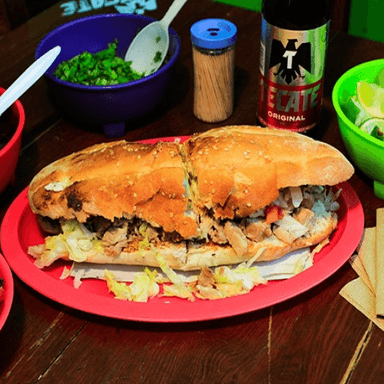 Torta De Carnitas