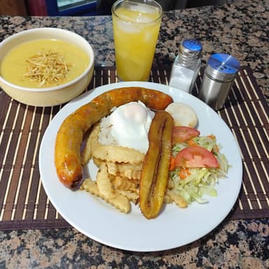 Almuerzo Chorizo