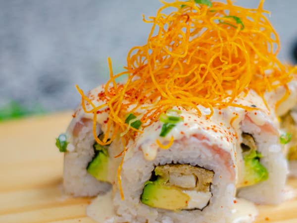 Hanami Sushi - Real Plaza Pro