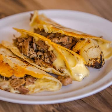 Quesadilla con Filete