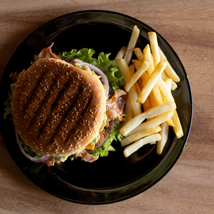 HAMBURGUESA LAMEXICANA + PAPAS + REFRESCO