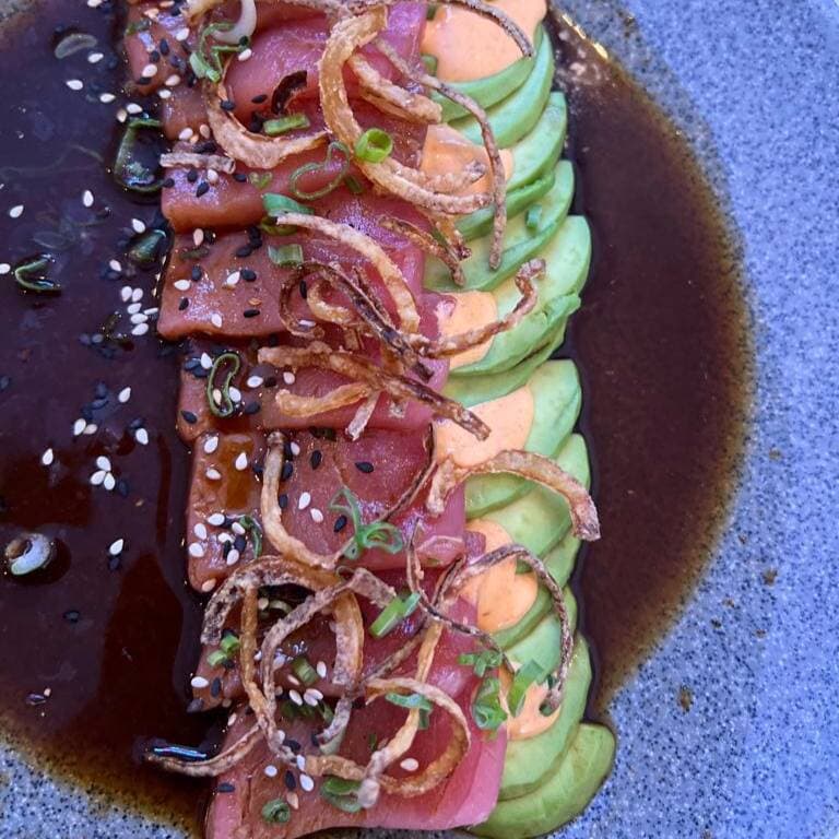 TIRADITO DE ATÚN