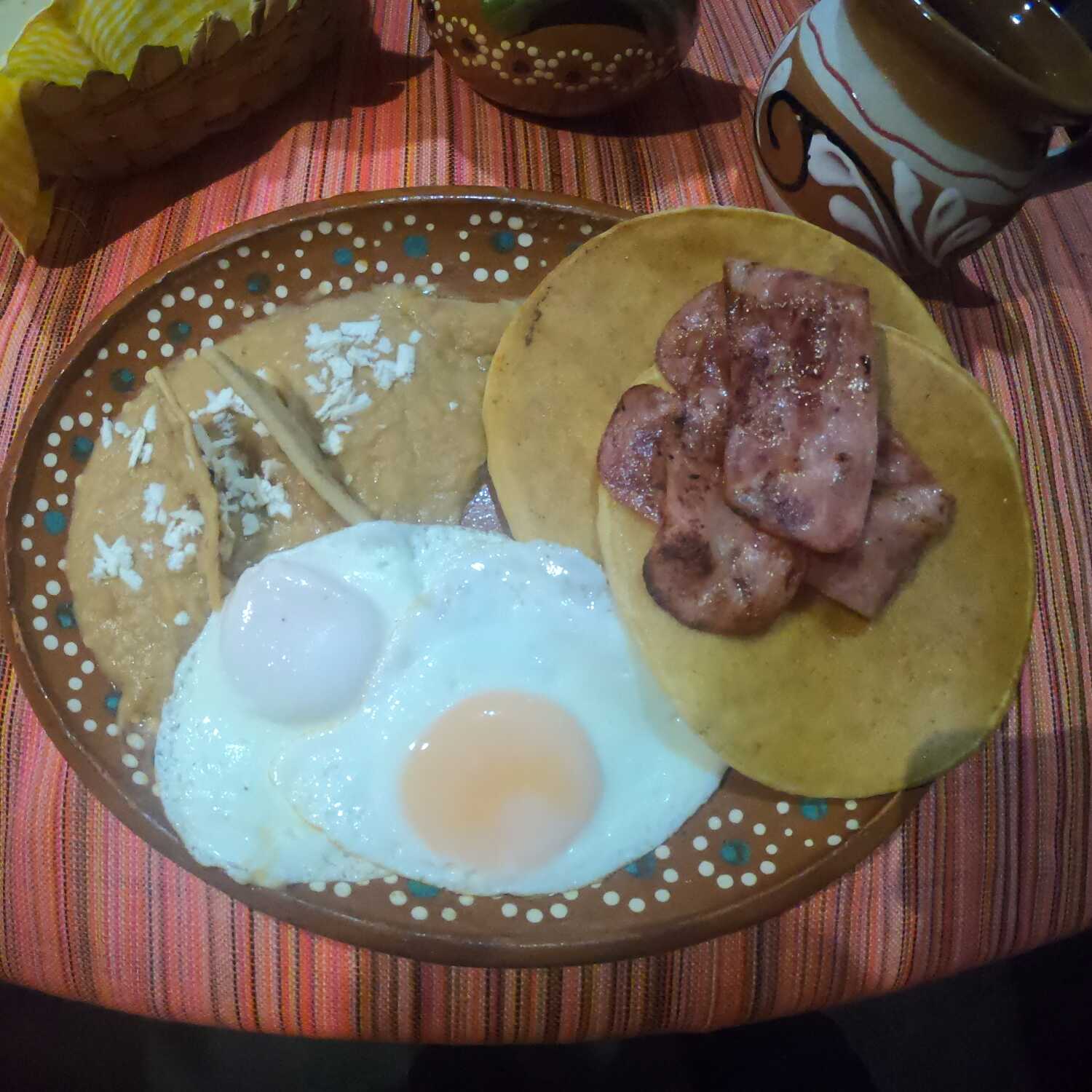 Cachanillas con Tocino