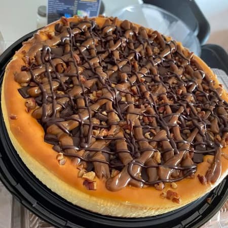 PAY DE NUEZ CON CHISPAS DE CHOCOLATE REBANADA
