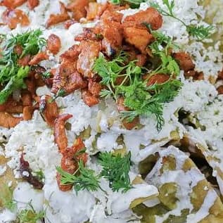 Chilaquiles con al pastor