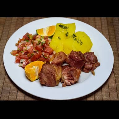 Plato Chicharrón