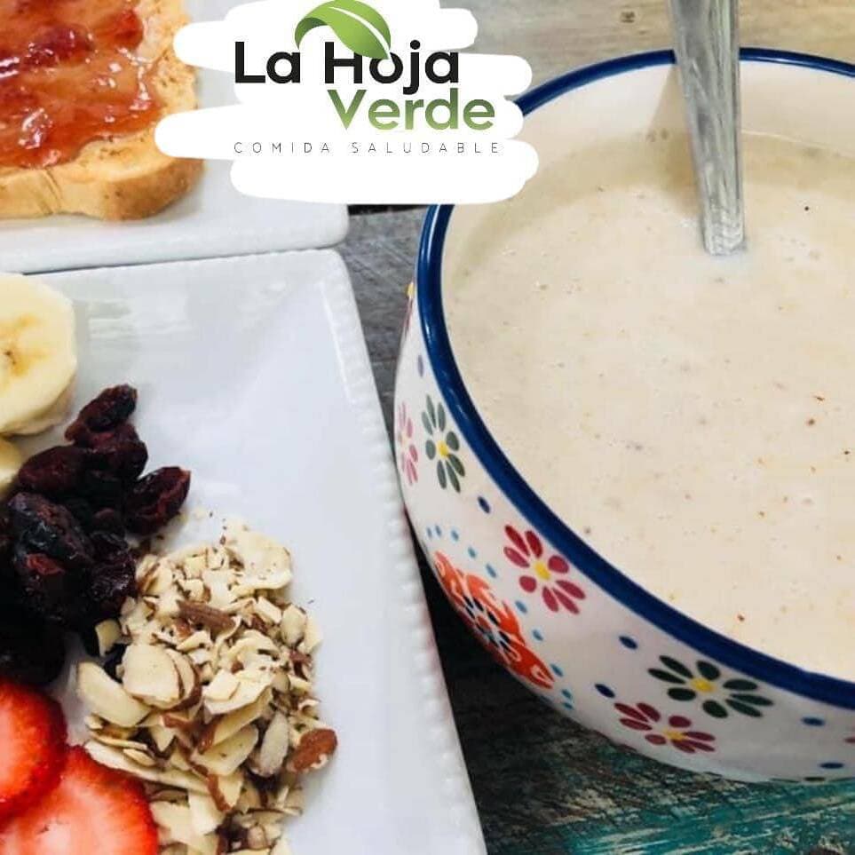 Avena Coco / Almendra con Fruta.