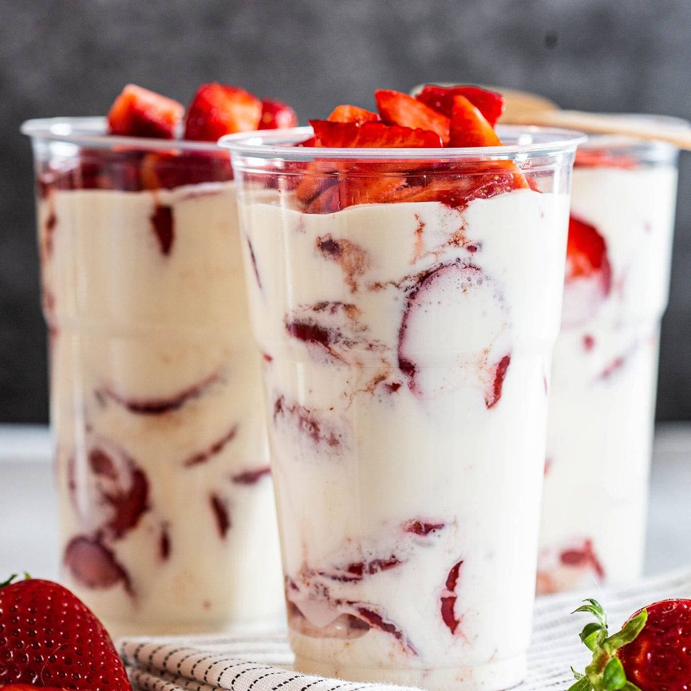 Fresas con Crema Chicas