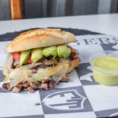 Torta de Arrachera