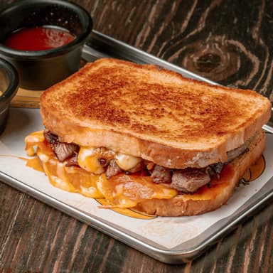 Grilled Cheese Arrachera