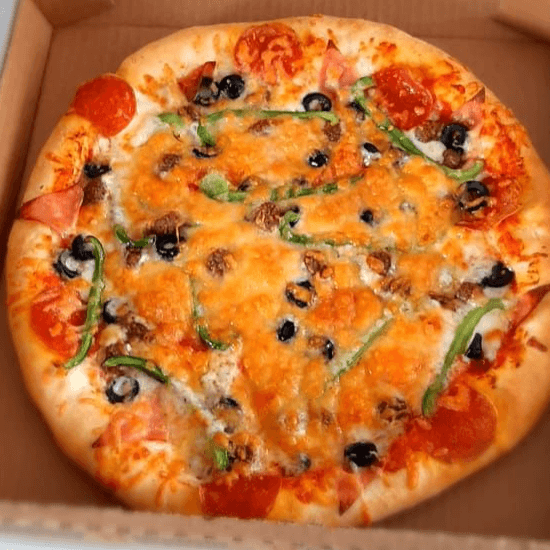 LALO'S PIZZA