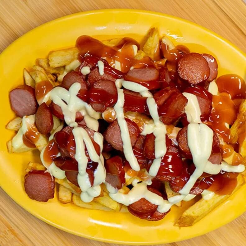 Salchipapa
