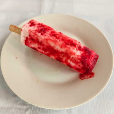 Paleta de Fresas con Crema