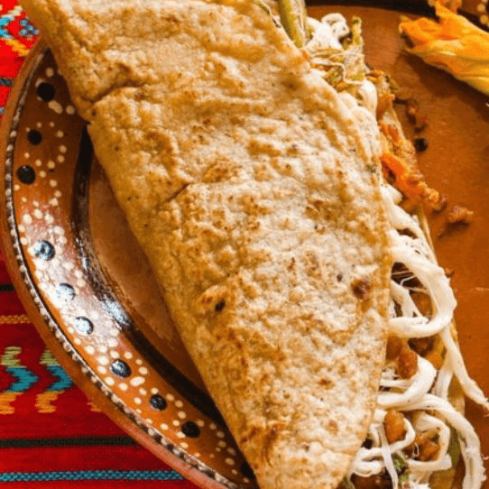 Quesadilla de Maíz de Barbacoa de Res