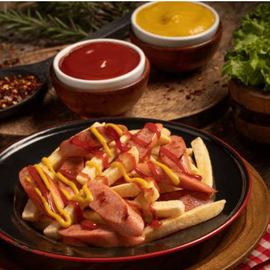 Salchipapas