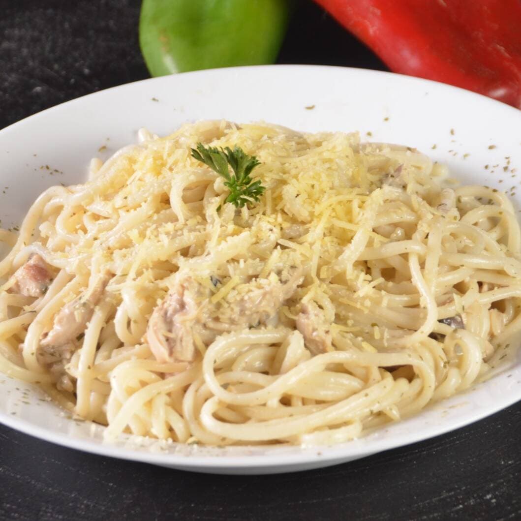 Pasta Carborana con Pollo
