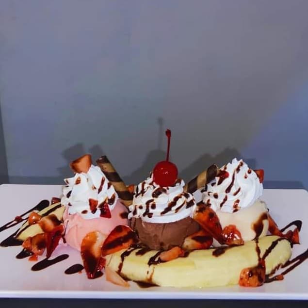 BANANA BOWL