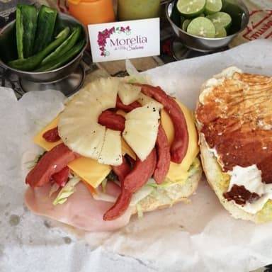 Torta Hawaiana