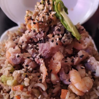 Yakimeshi Mixto Carnes