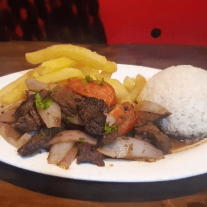 Lomo saltado