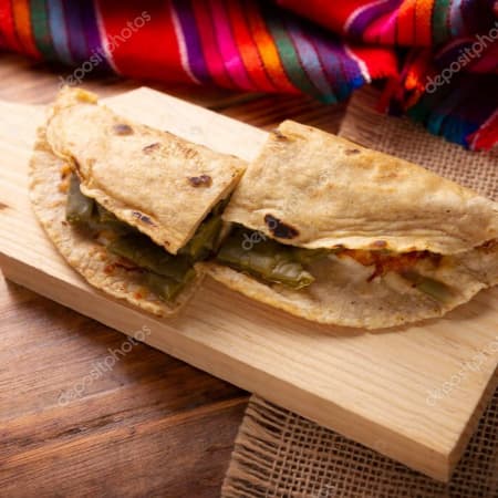 Quesadilla Bistec con Nopales Gd