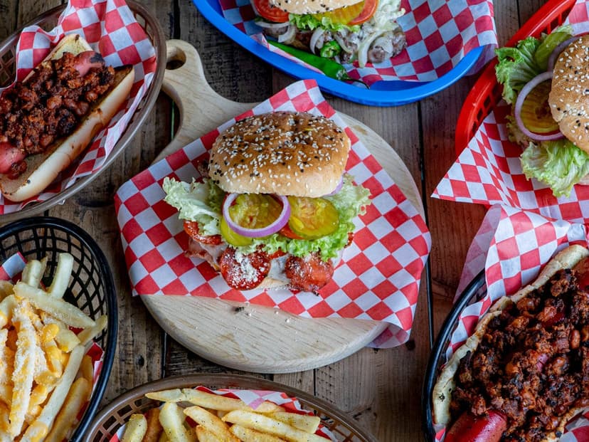 Hamburguesas & Dogos