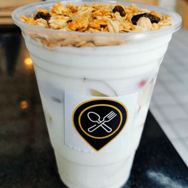 Vaso de Yogurt Natural con Fruta