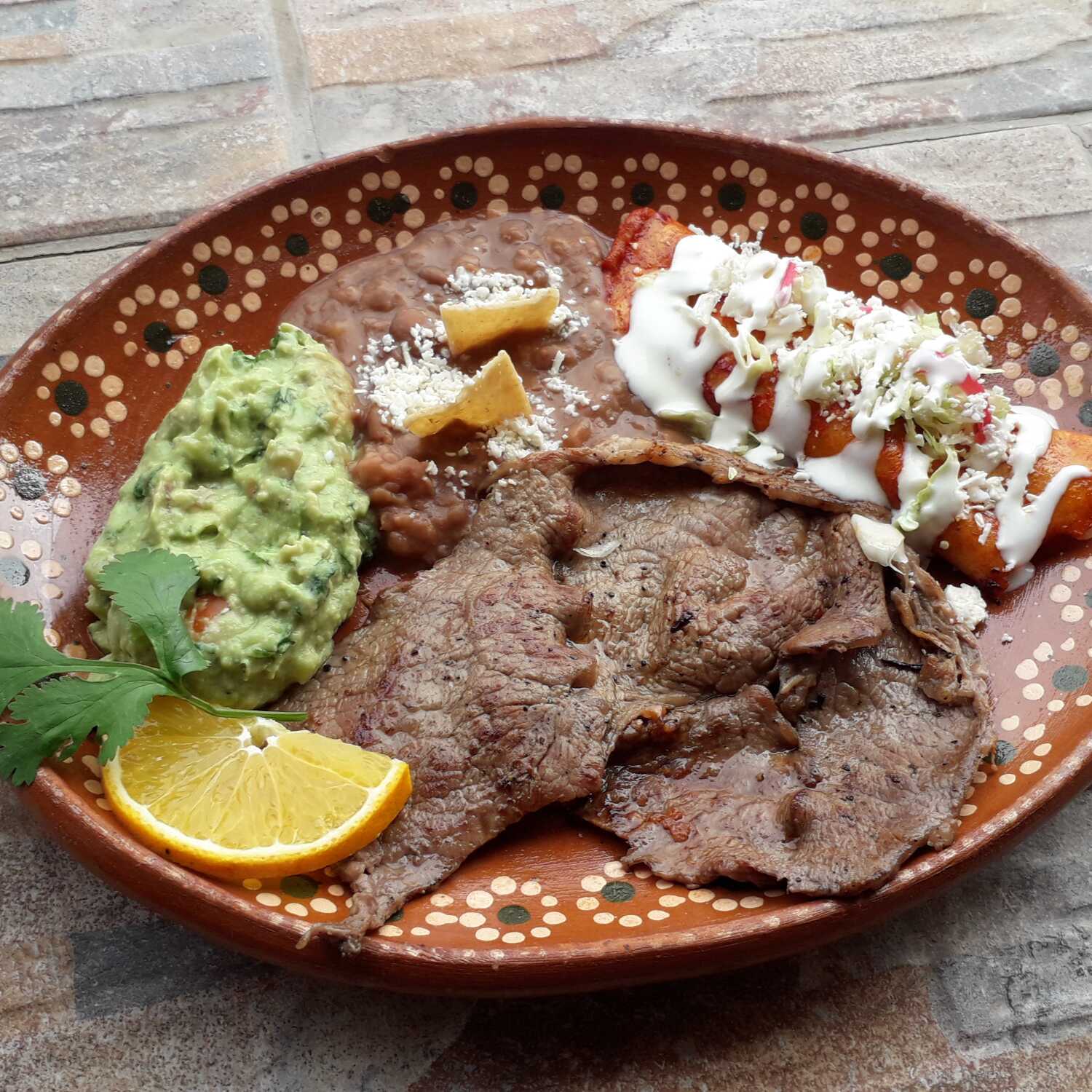 Bistec a la Tampiqueña