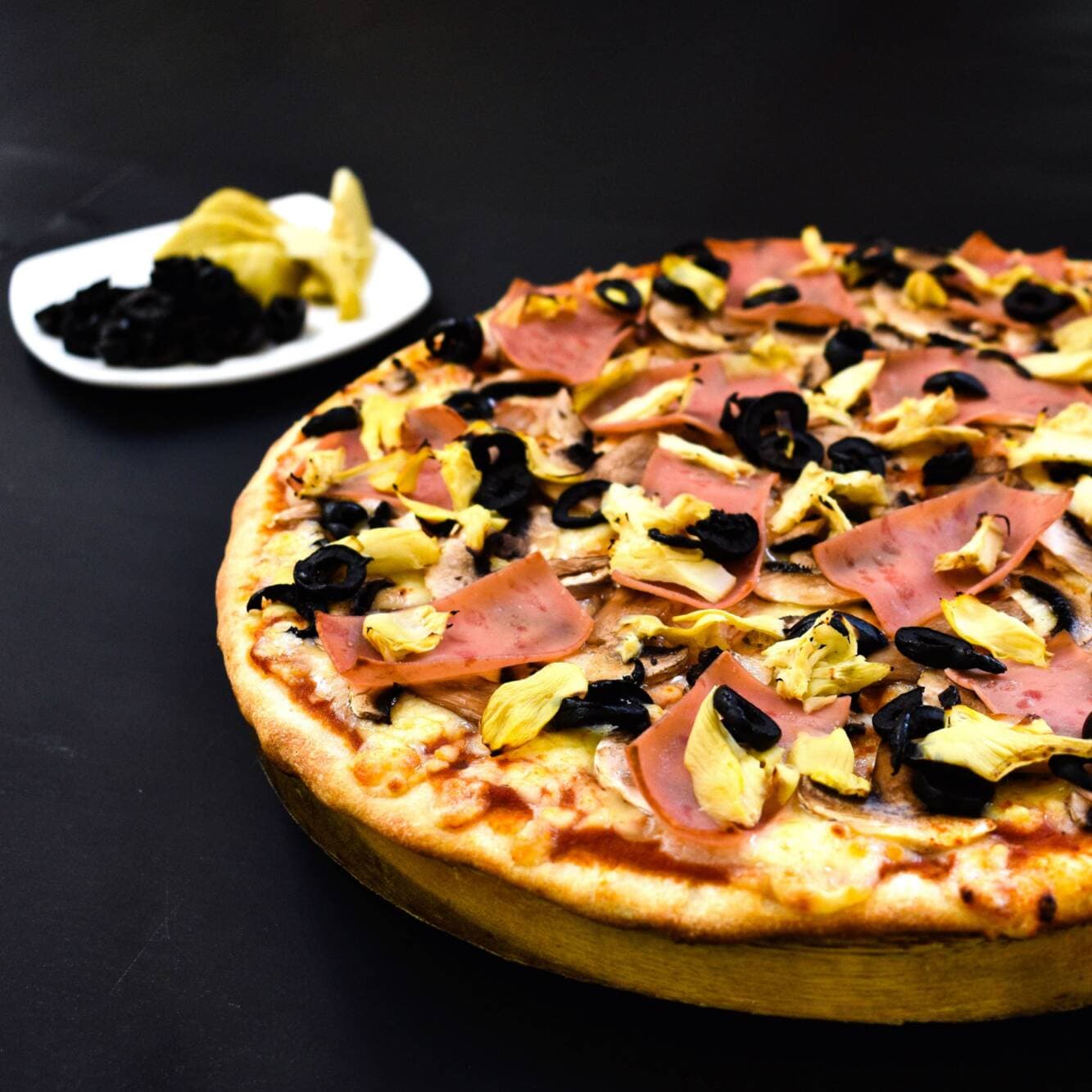 Pizza Capriciosa (Med)