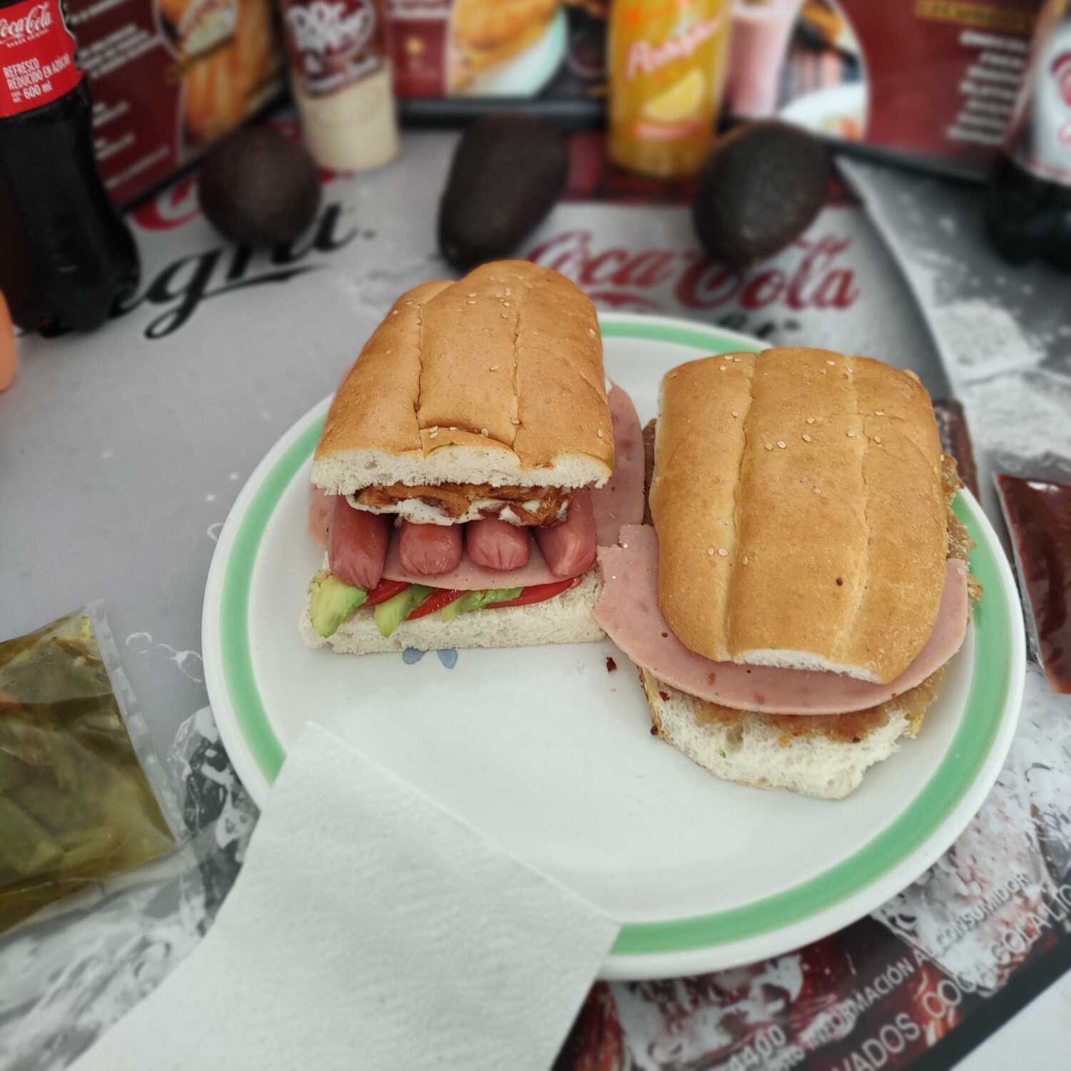 Especialidad Poli + Refresco