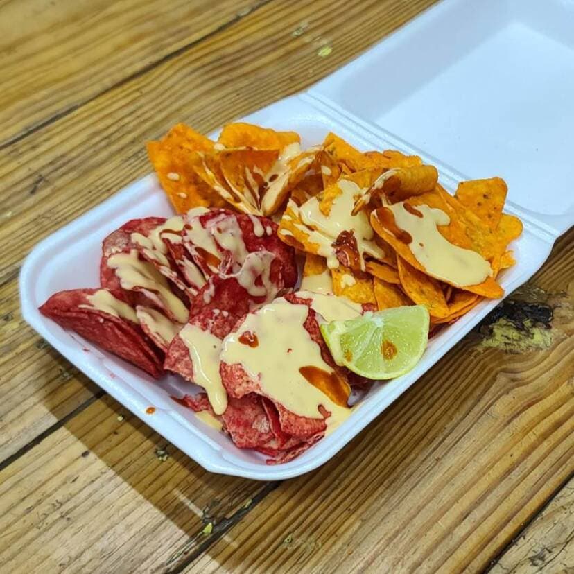 TOSTITOS VERDES Y DORITOS NACHOS