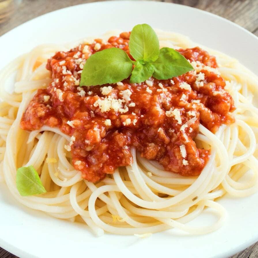Pasta Bolognesa .
