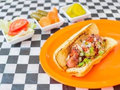 Hot dog Ranchero y Agua Fresca