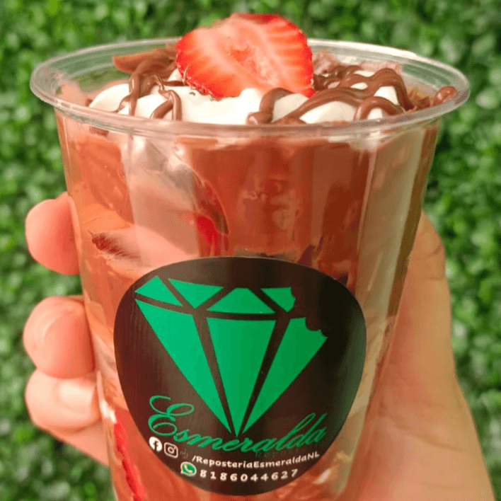 Fresas con Crema 10oz + NUTELLA