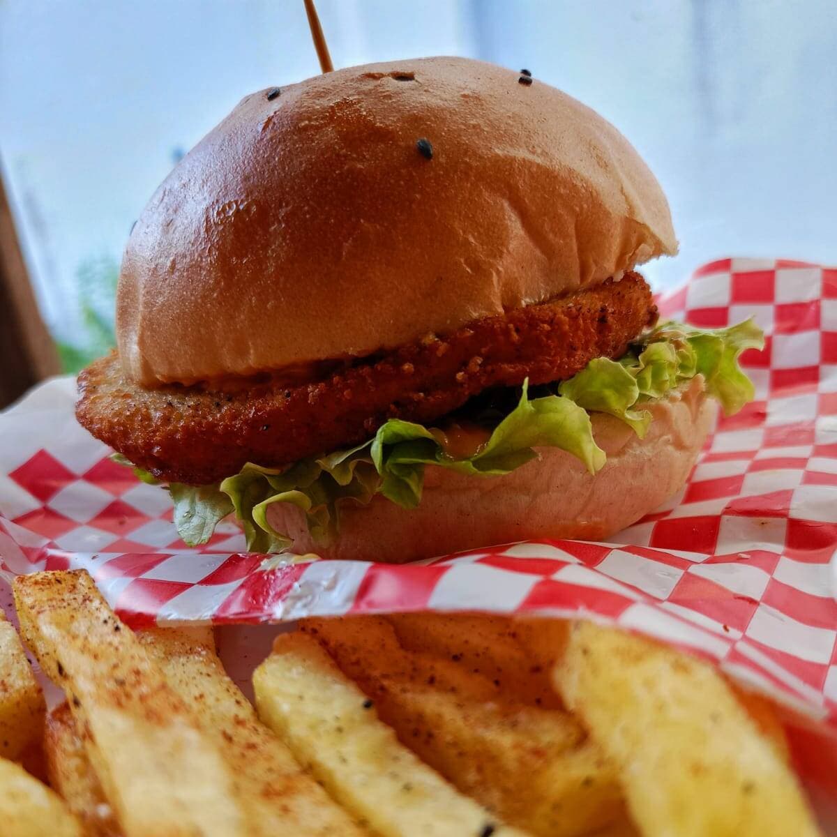 2 Crispy Chicken Burger +2 Papas+ 2 Gaseosa 250 ml
