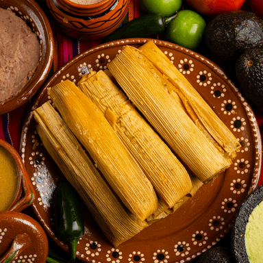 3 Tamales de Pollo