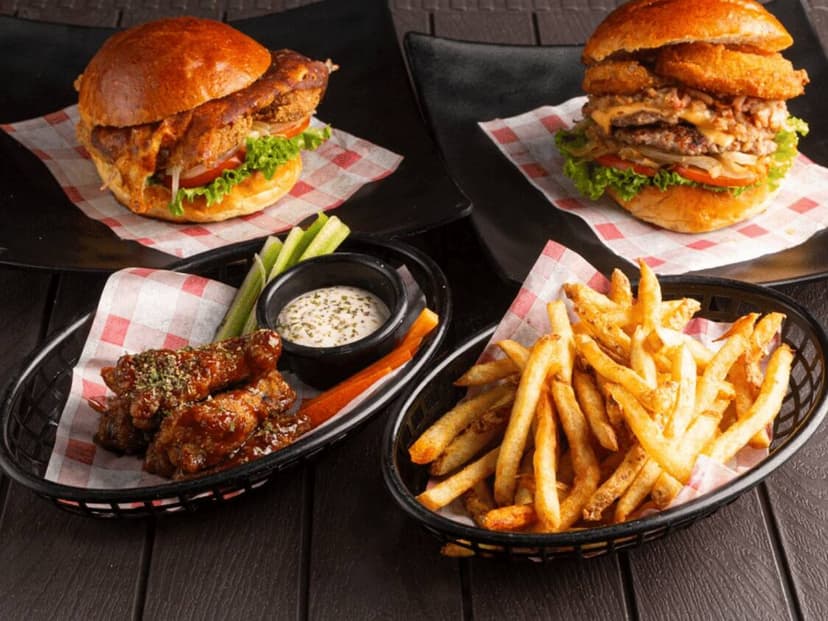 Gravy Grill Hot Dog y Hamburguesas