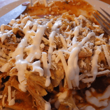 Chilaquiles Verdes con Pollo