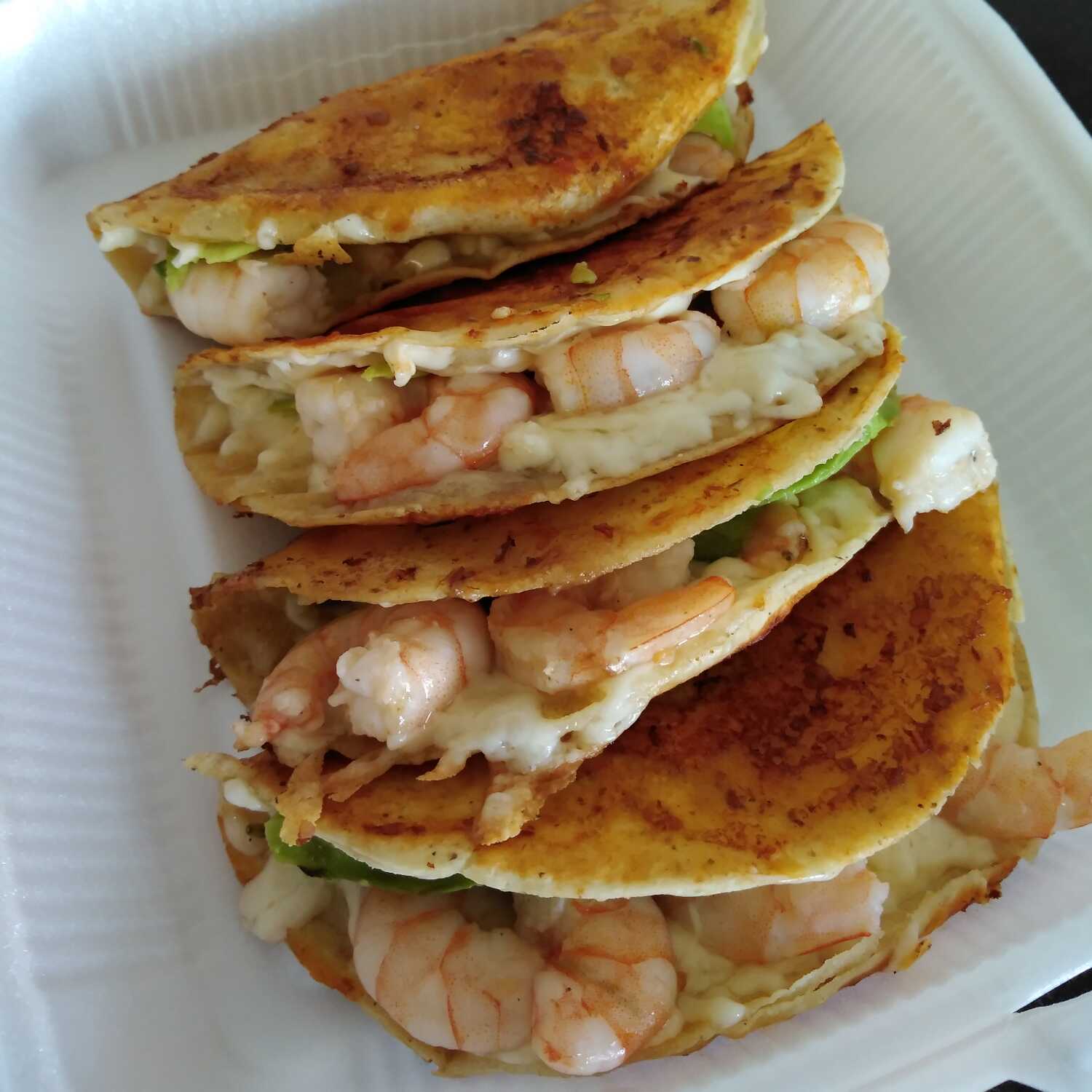 Quesadilla de Camarón de Maiz
