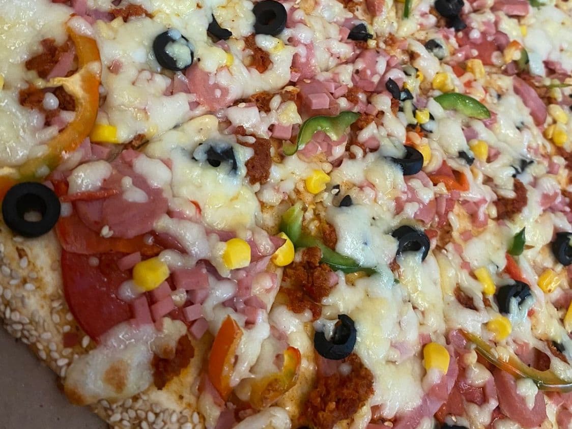 Pizza Especial Grande Carrera