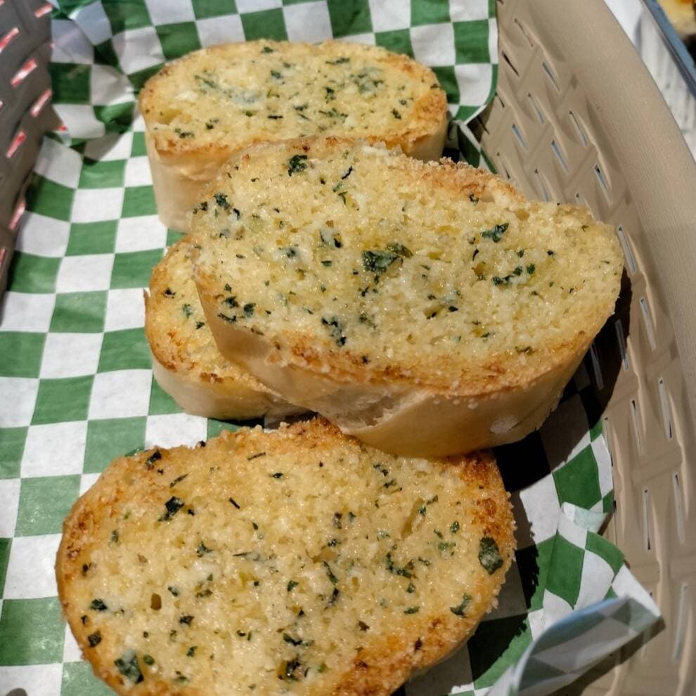 Media Orden de Pan de Ajo