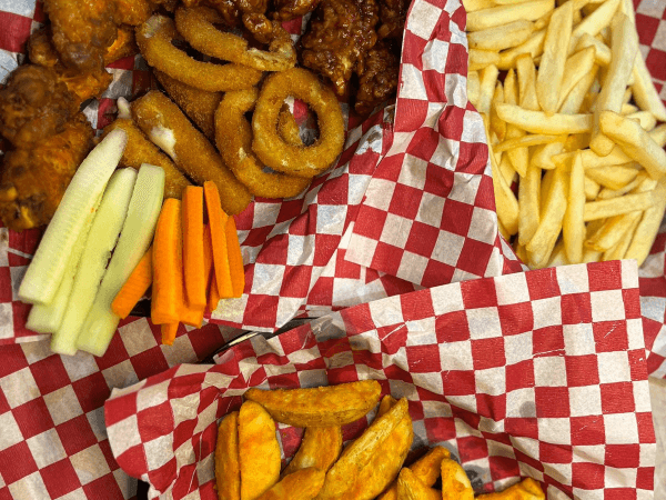 Lalo"s Wings