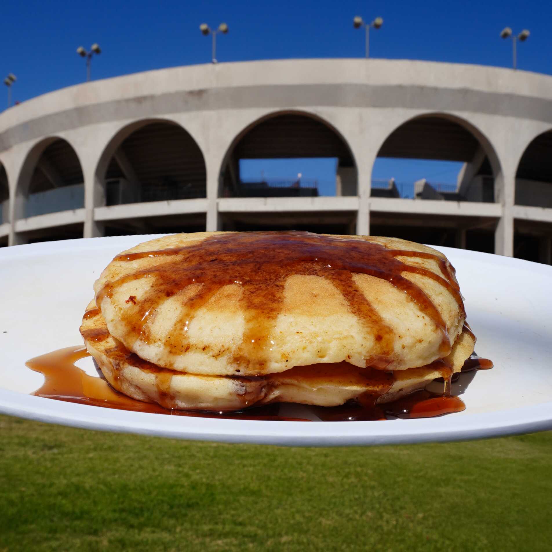 Hot Cakes regulares + Bebida